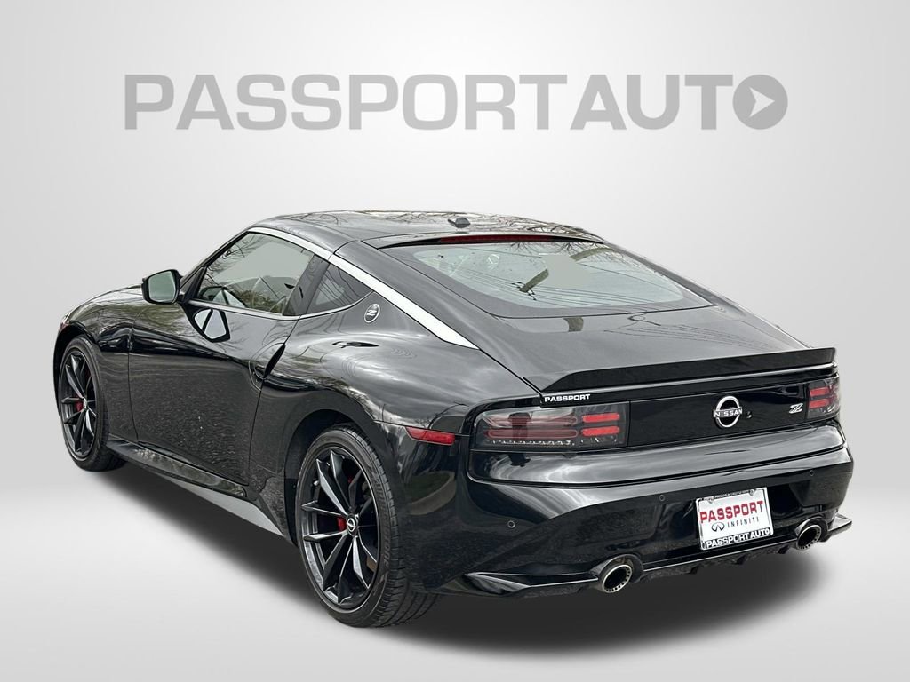 Used 2024 Nissan Z Performance w/ Floor Mat Package video 2