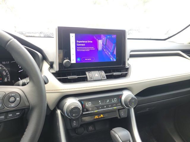 Used 2023 Toyota RAV4 XLE Premium image 21