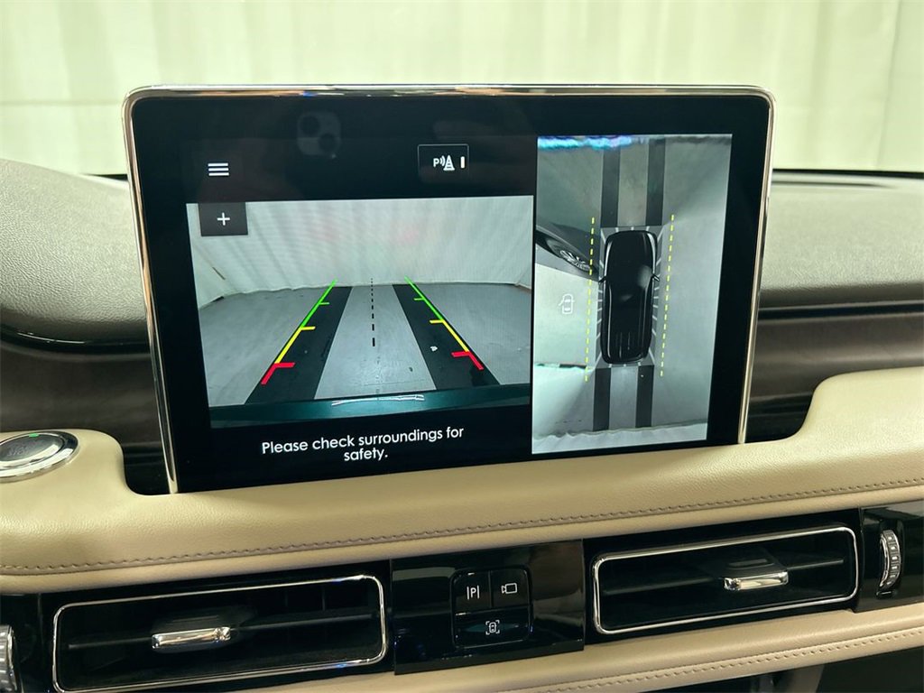 Used 2023 Lincoln Aviator Reserve w/ Elements Package Plus image 15