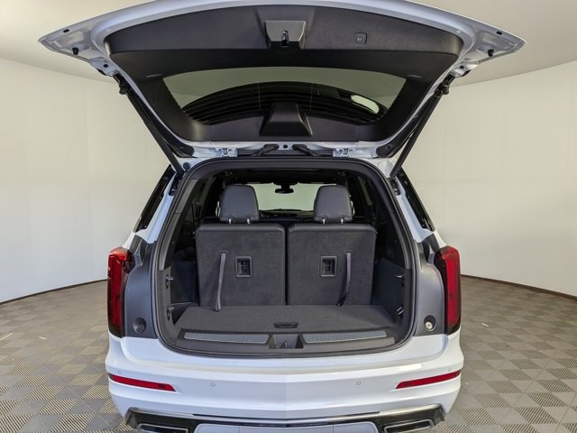 Certified 2025 Cadillac XT6 Luxury image 13