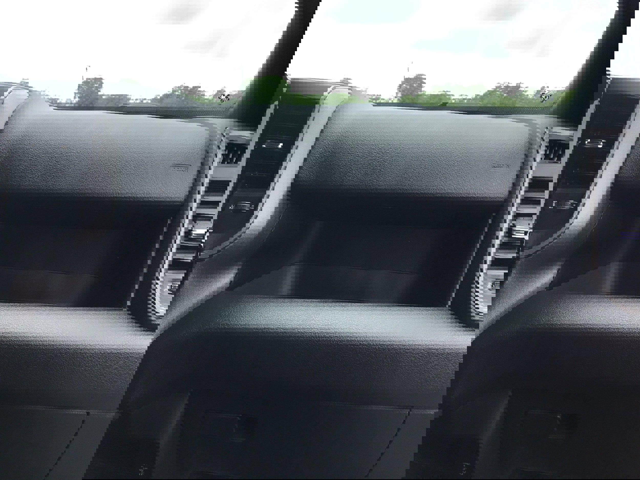 New 2025 RAM 2500 Tradesman image 15