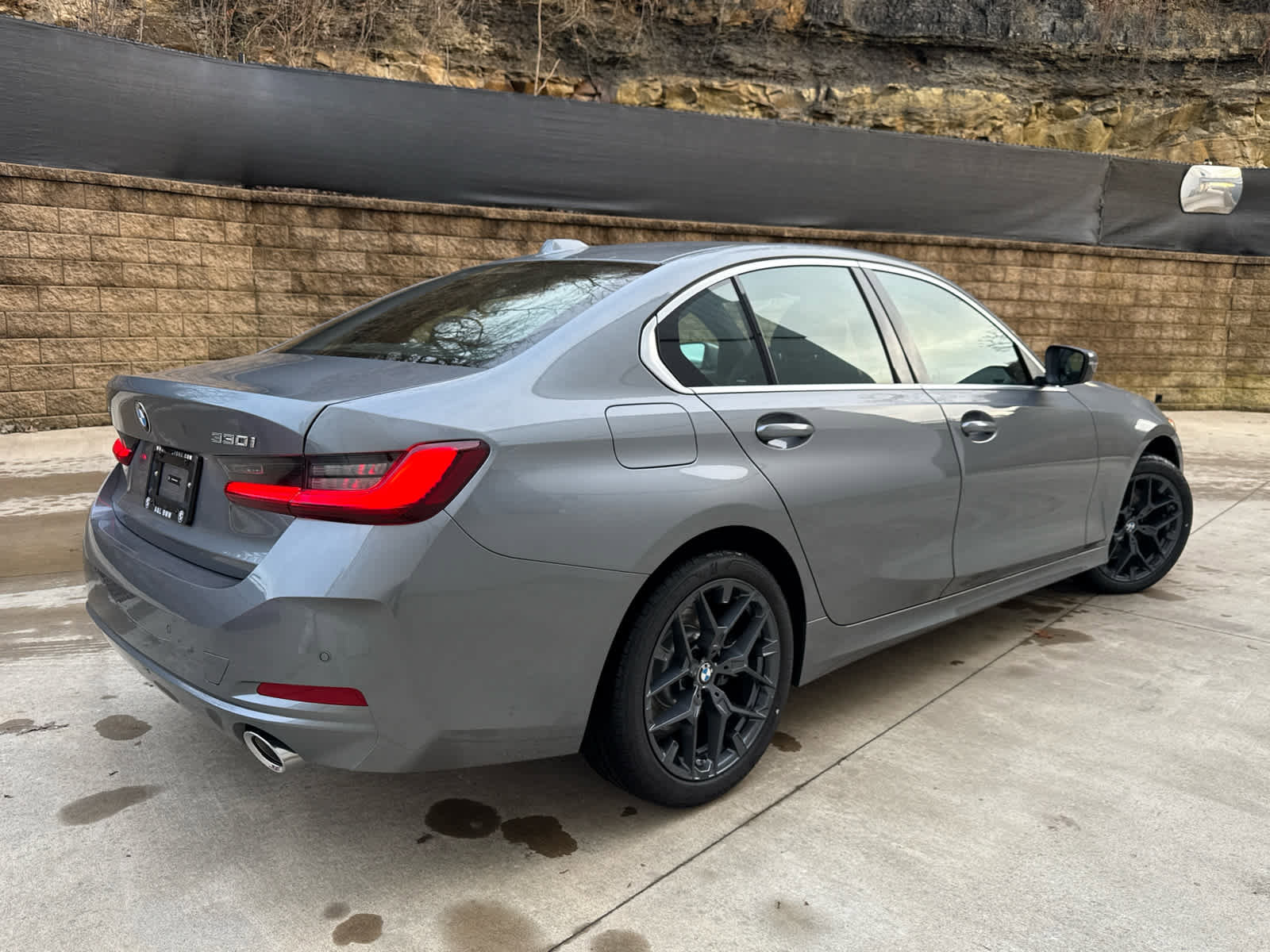 Used 2026 BMW 330i xDrive Sedan w/ Convenience Package image 3