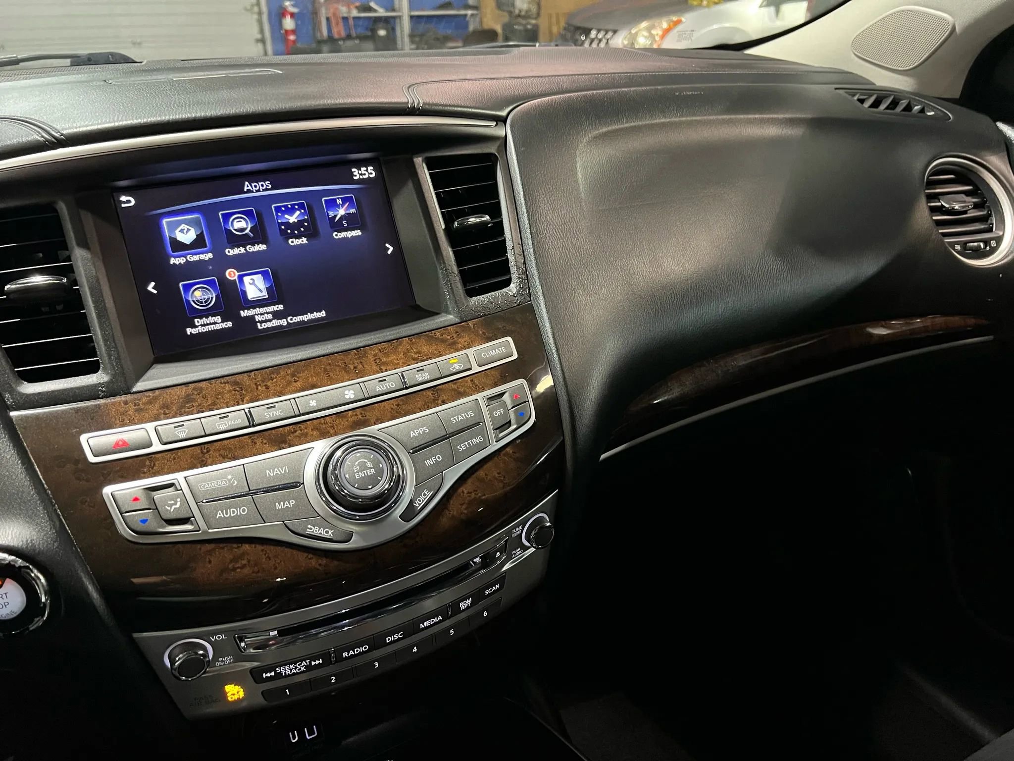 Used 2019 INFINITI QX60 Luxe w/ Sensory Package image 12