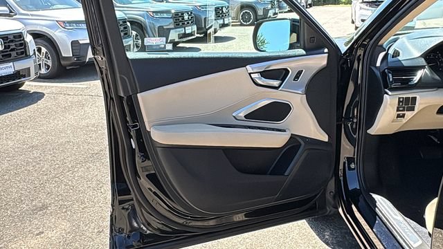 Used 2024 Acura RDX SH-AWD image 9