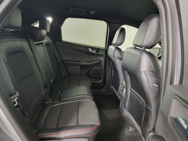 Used 2024 Ford Escape ST-Line w/ Tech Pack #1 AWD/4WD image 18