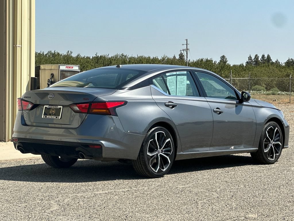 Used 2024 Nissan Altima 2.5 SR FWD image 4