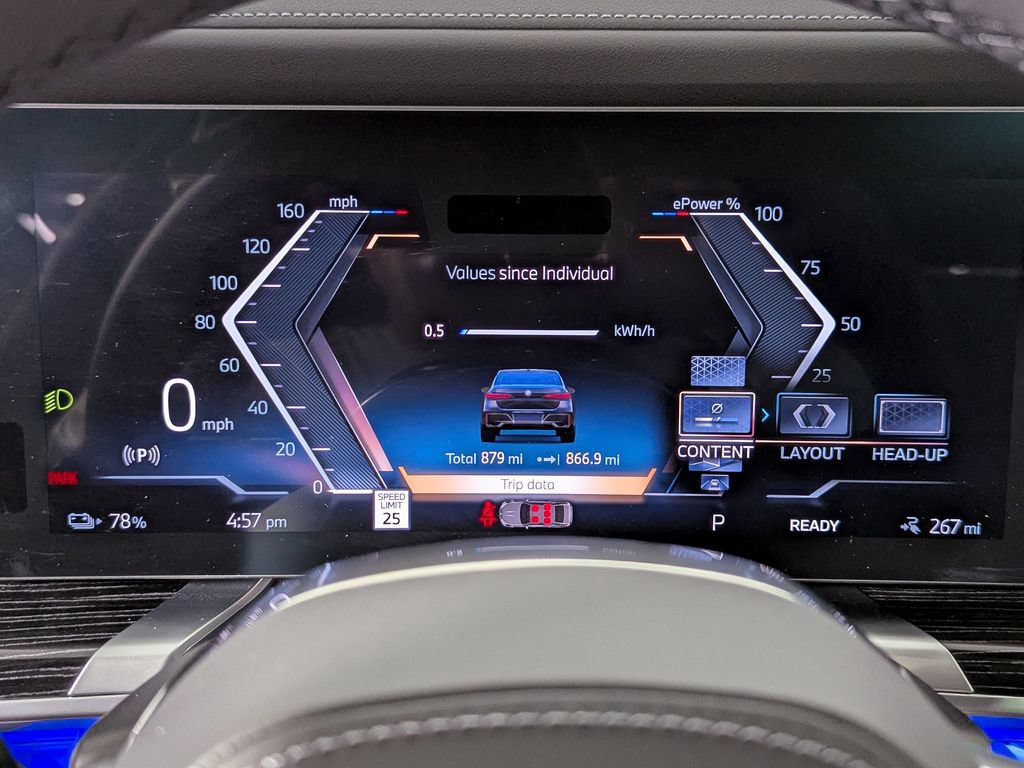 Used 2026 BMW i7 xDrive60 AWD/4WD image 33