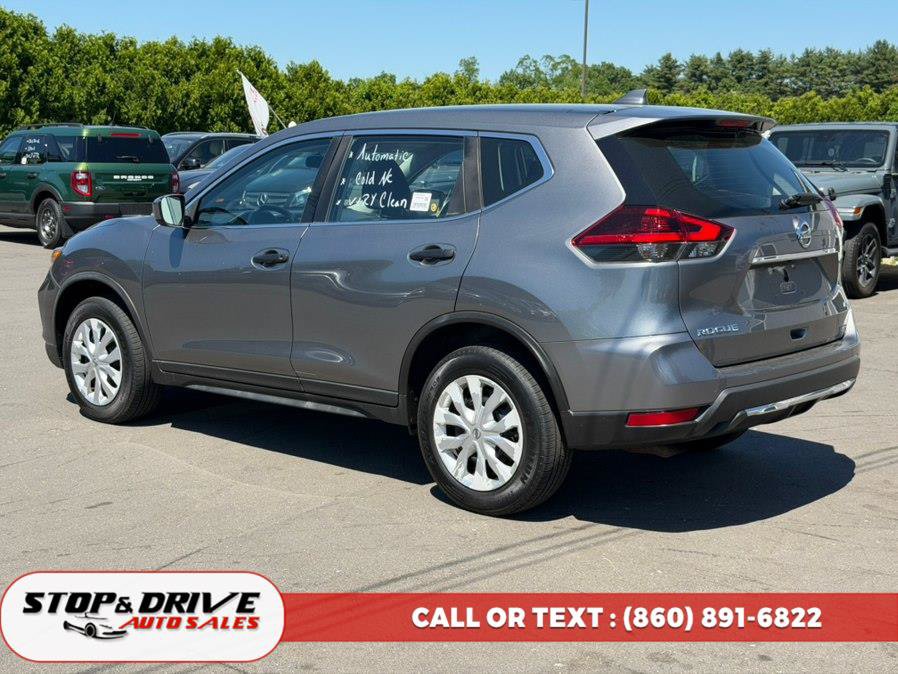 Used 2018 Nissan Rogue S AWD/4WD image 3