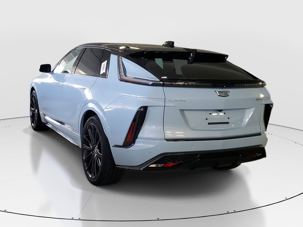 New 2026 Cadillac Lyriq V w/ Exterior Carbon Fiber Package AWD/4WD image 4