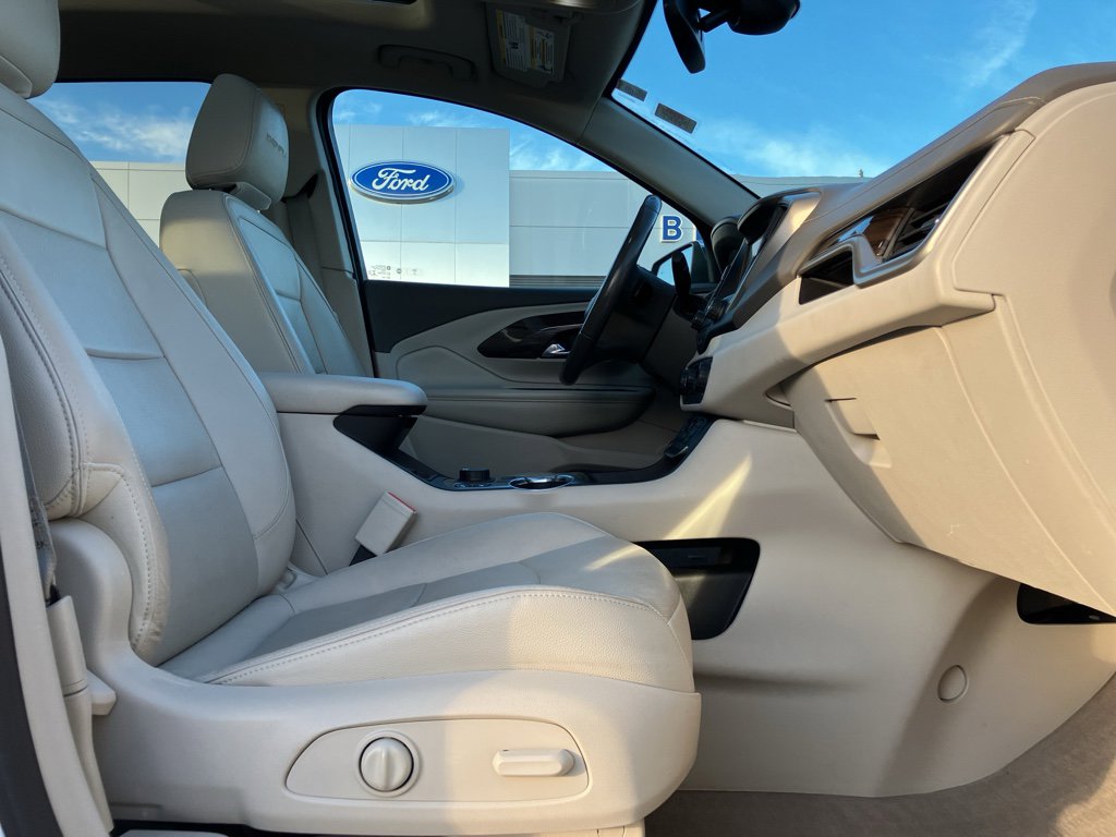 Used 2019 GMC Terrain Denali w/ Advanced Safety Package image 38