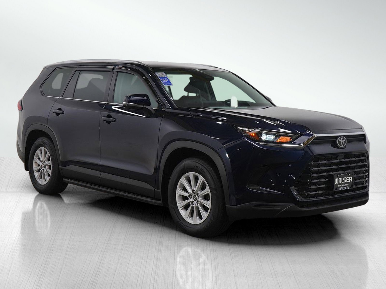 Used 2024 Toyota Grand Highlander XLE image 7