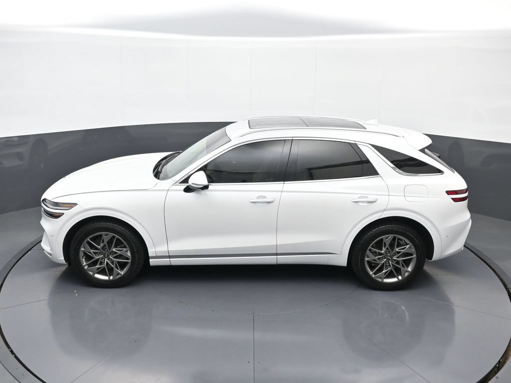 Used 2022 Genesis GV70 2.5T w/ Advanced Package AWD/4WD image 32