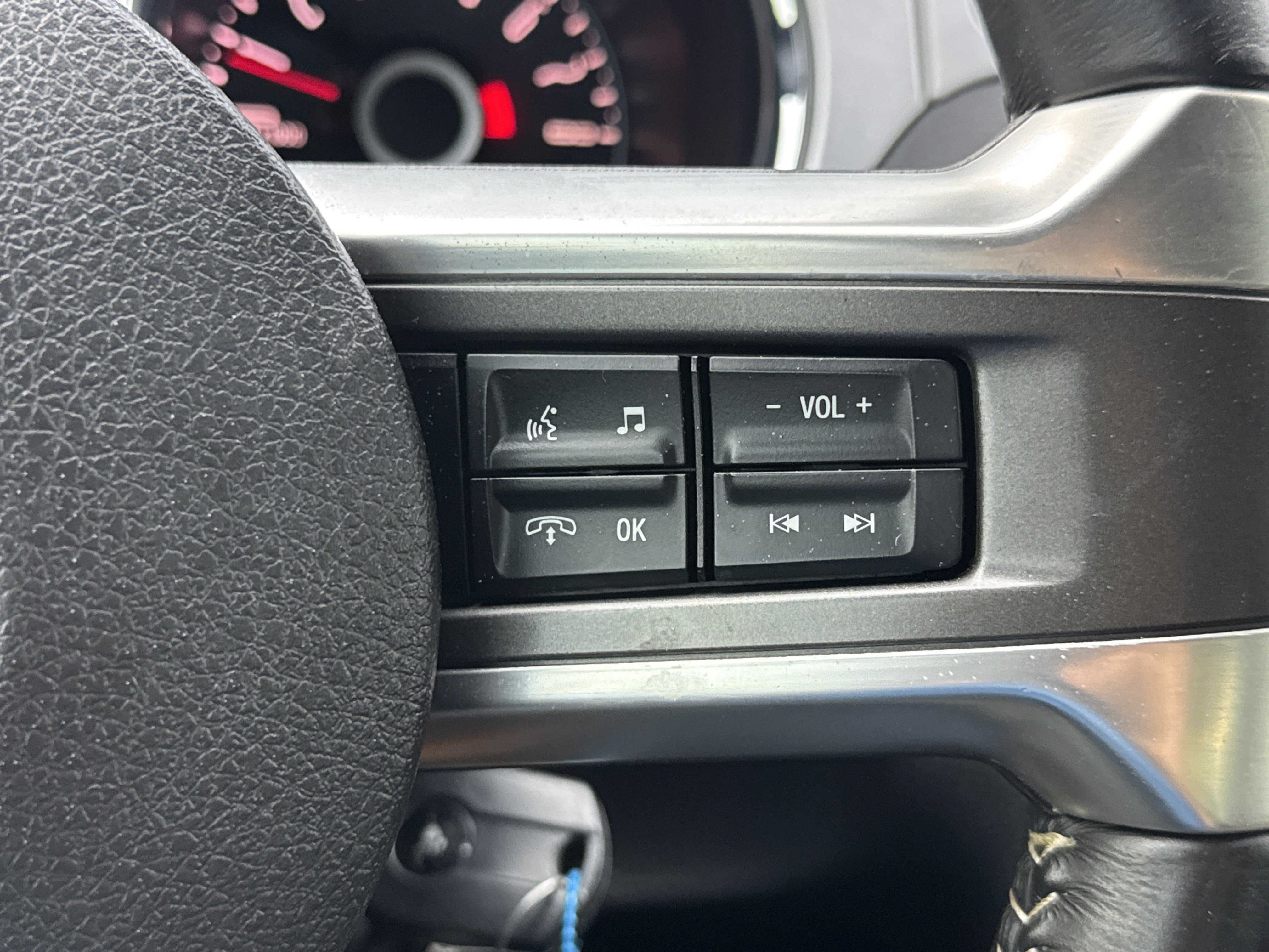 Used 2014 Ford Mustang GT Premium RWD image 18