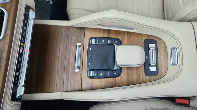Used 2024 Mercedes-Benz GLS 450 4MATIC image 59