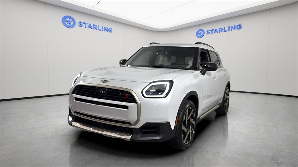 Used 2025 MINI Cooper Countryman S w/ Comfort Package Max image 16