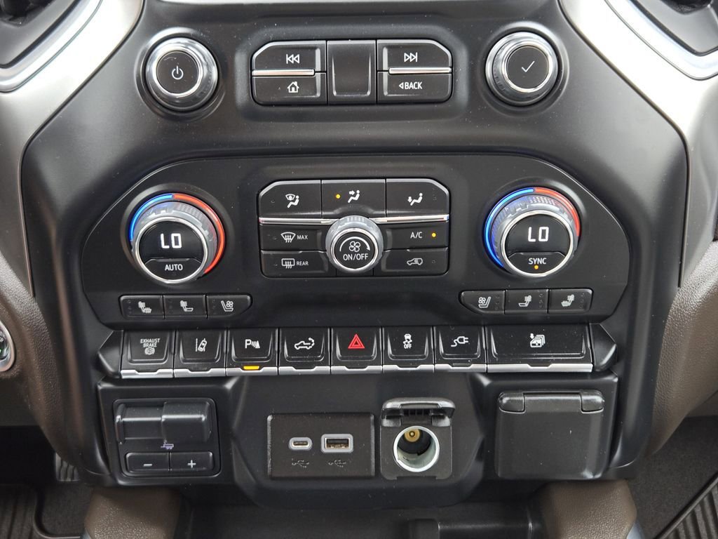 Used 2022 Chevrolet Silverado 3500 LTZ w/ LTZ Convenience Package AWD/4WD image 20