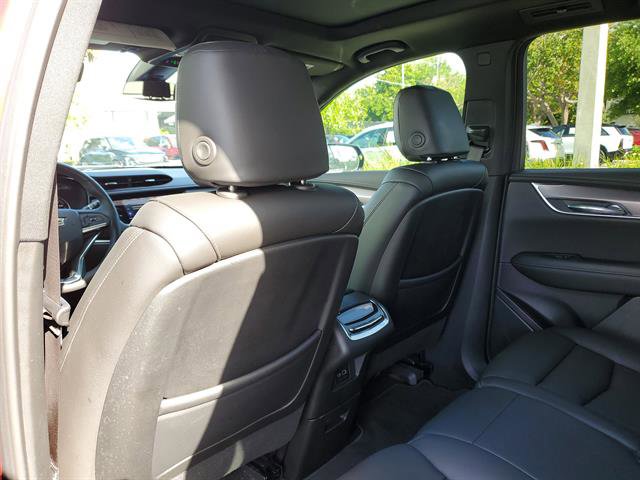 Used 2024 Cadillac XT6 Luxury FWD image 15