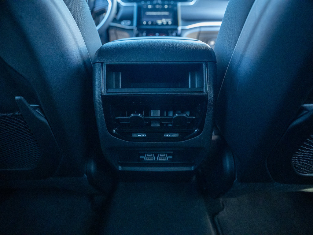 Used 2025 Jeep Grand Cherokee Laredo X AWD/4WD image 20