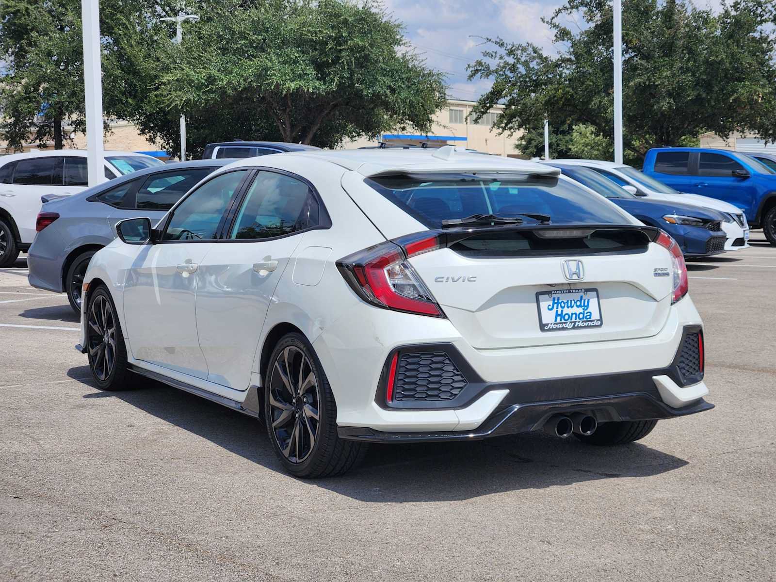 Used 2019 Honda Civic Sport Touring image 5