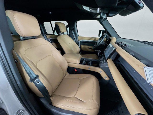 New 2026 Land Rover Defender 110 S image 30