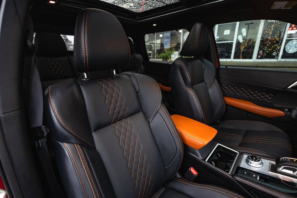 Used 2024 Mitsubishi Outlander SEL image 32