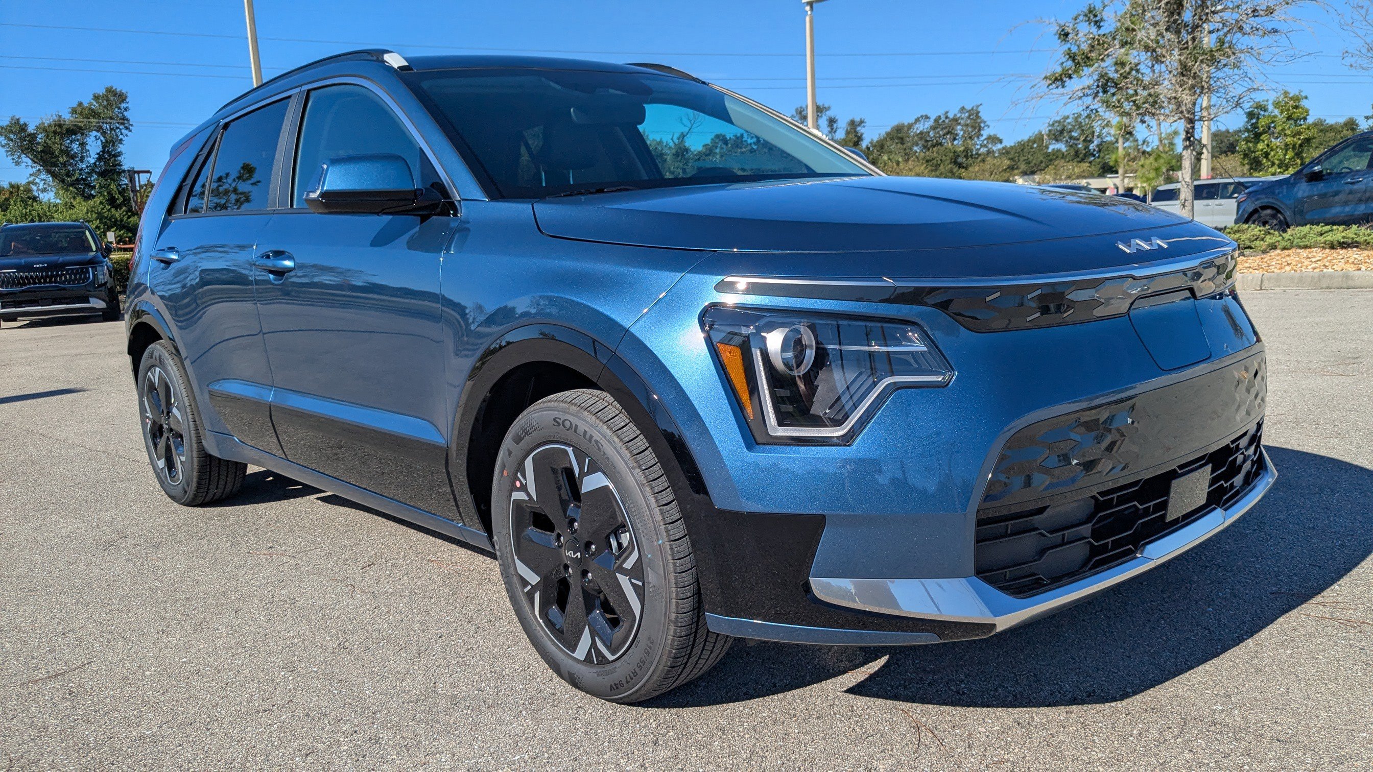 New 2025 Kia Niro Wind image 2