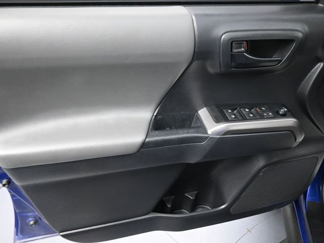 Used 2022 Toyota Tacoma SR5 image 28