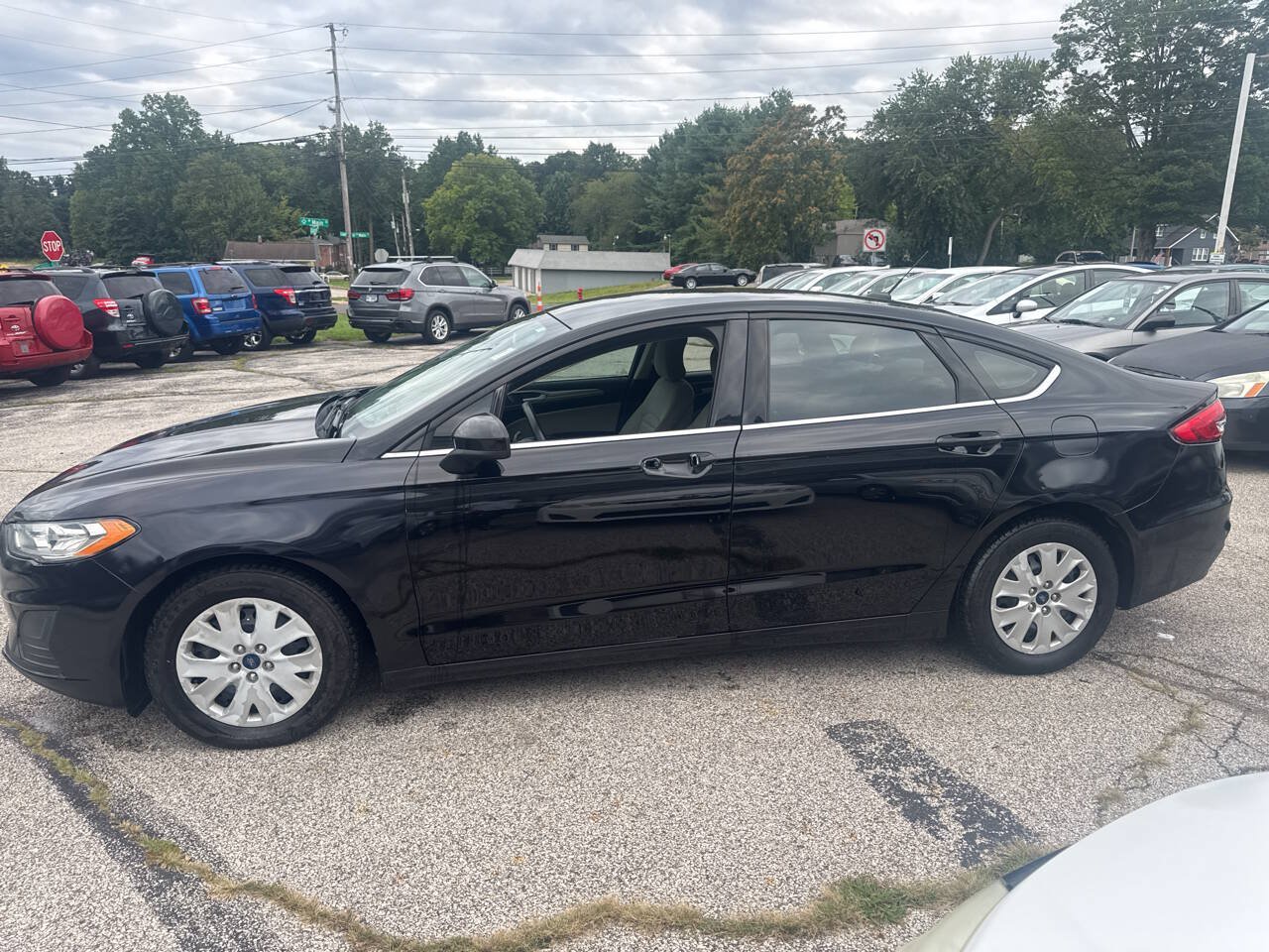 Used 2019 Ford Fusion S FWD image 5