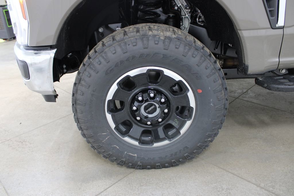 New 2026 Ford F350 King Ranch w/ Tremor Off-Road Package image 43