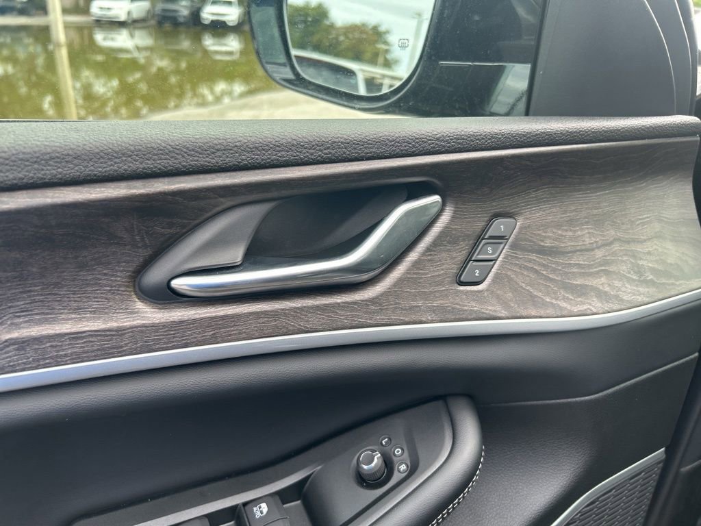 New 2026 Jeep Grand Cherokee Limited image 37