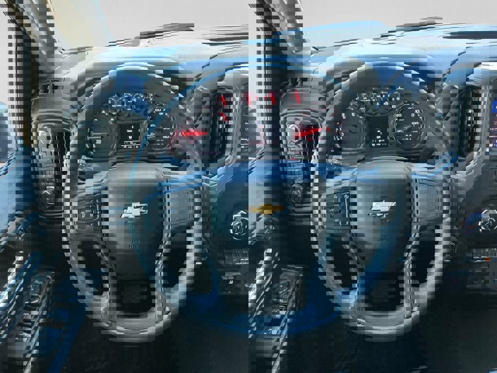 Used 2025 Chevrolet Silverado 2500 Custom w/ Custom Value Package image 12