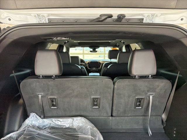 Used 2024 Chevrolet Traverse RS image 24
