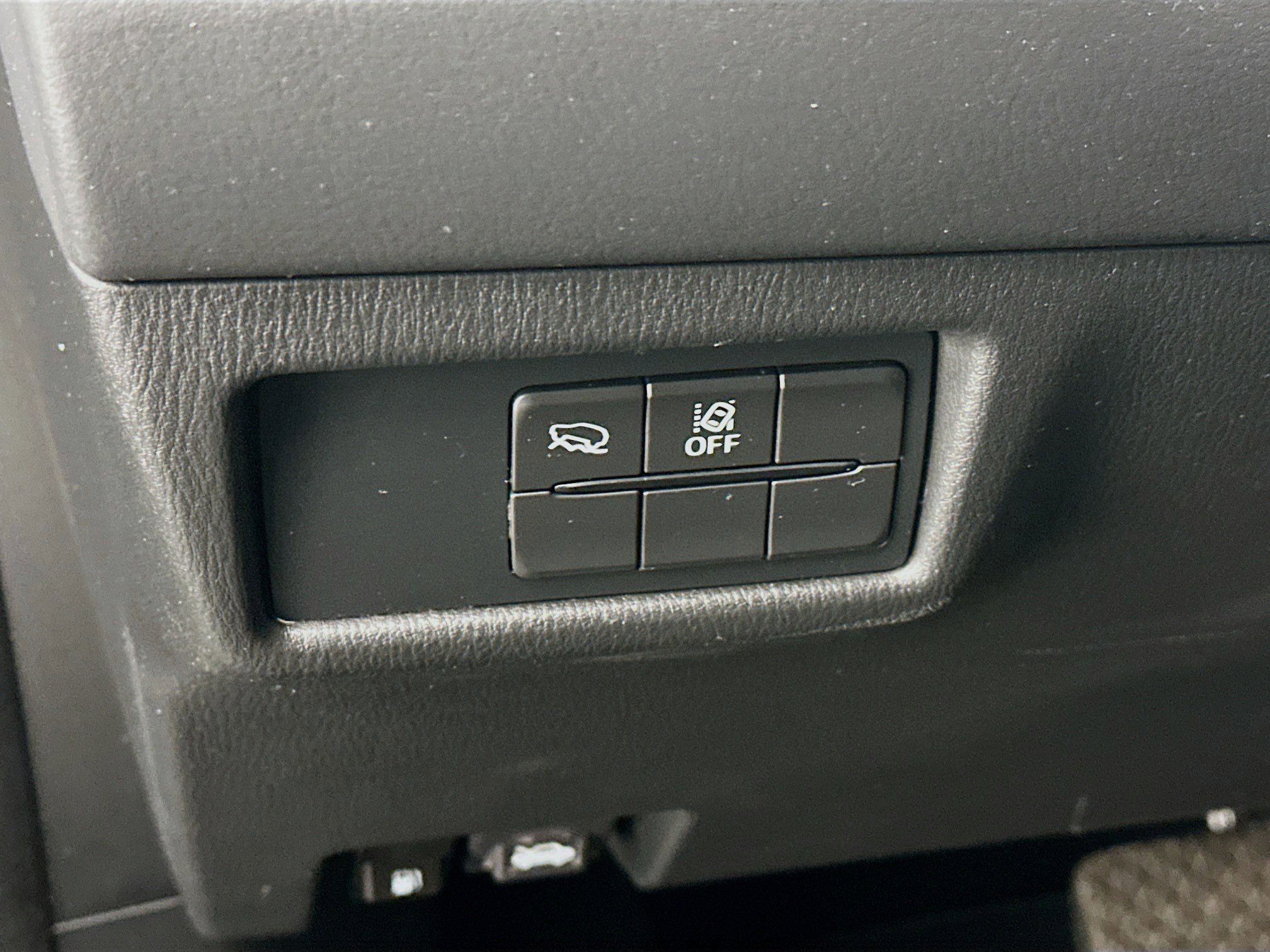 Used 2025 MAZDA CX-5 AWD 2.5 S w/ Preferred Package image 17