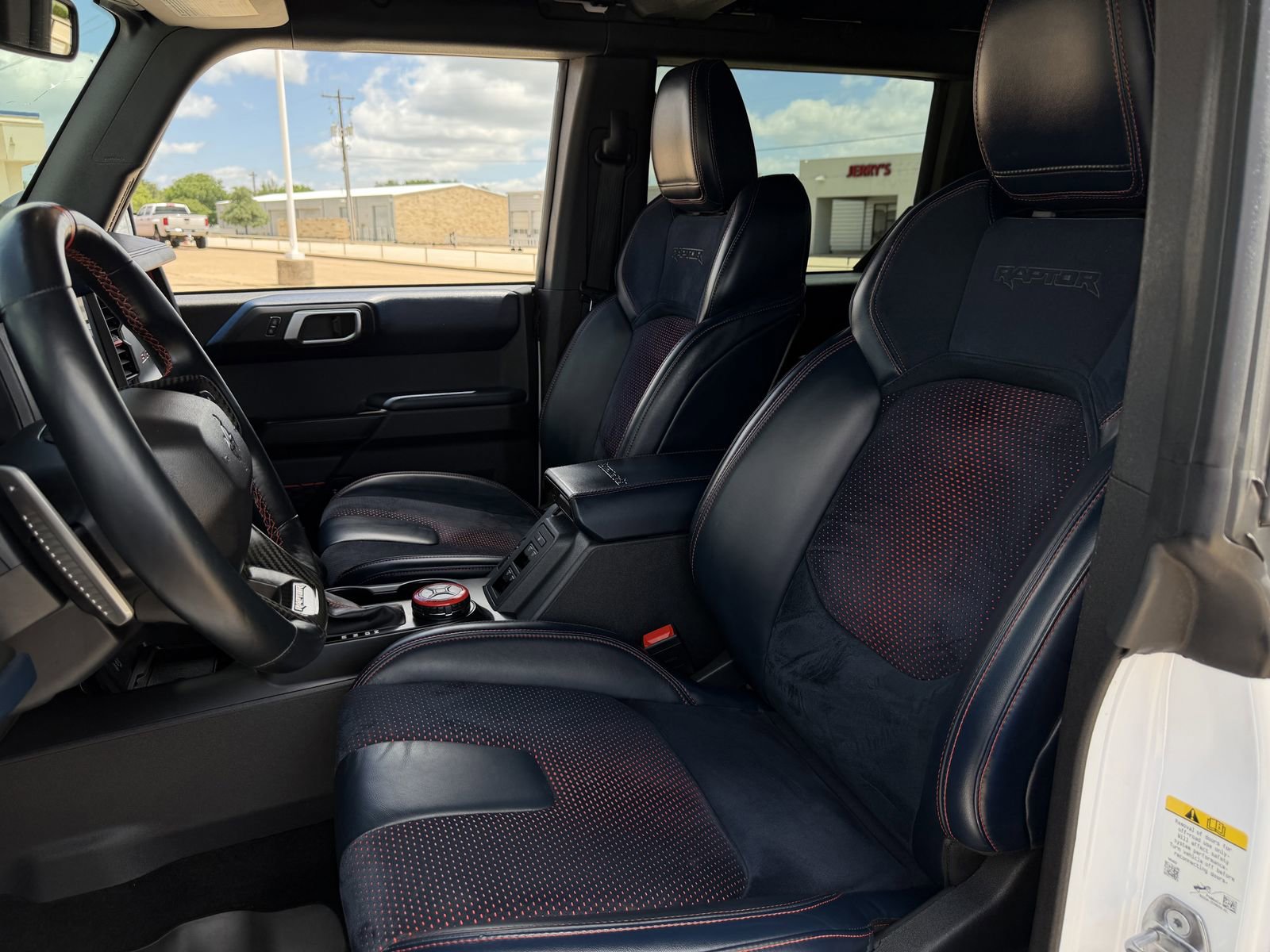 Used 2023 Ford Bronco Raptor AWD/4WD image 25