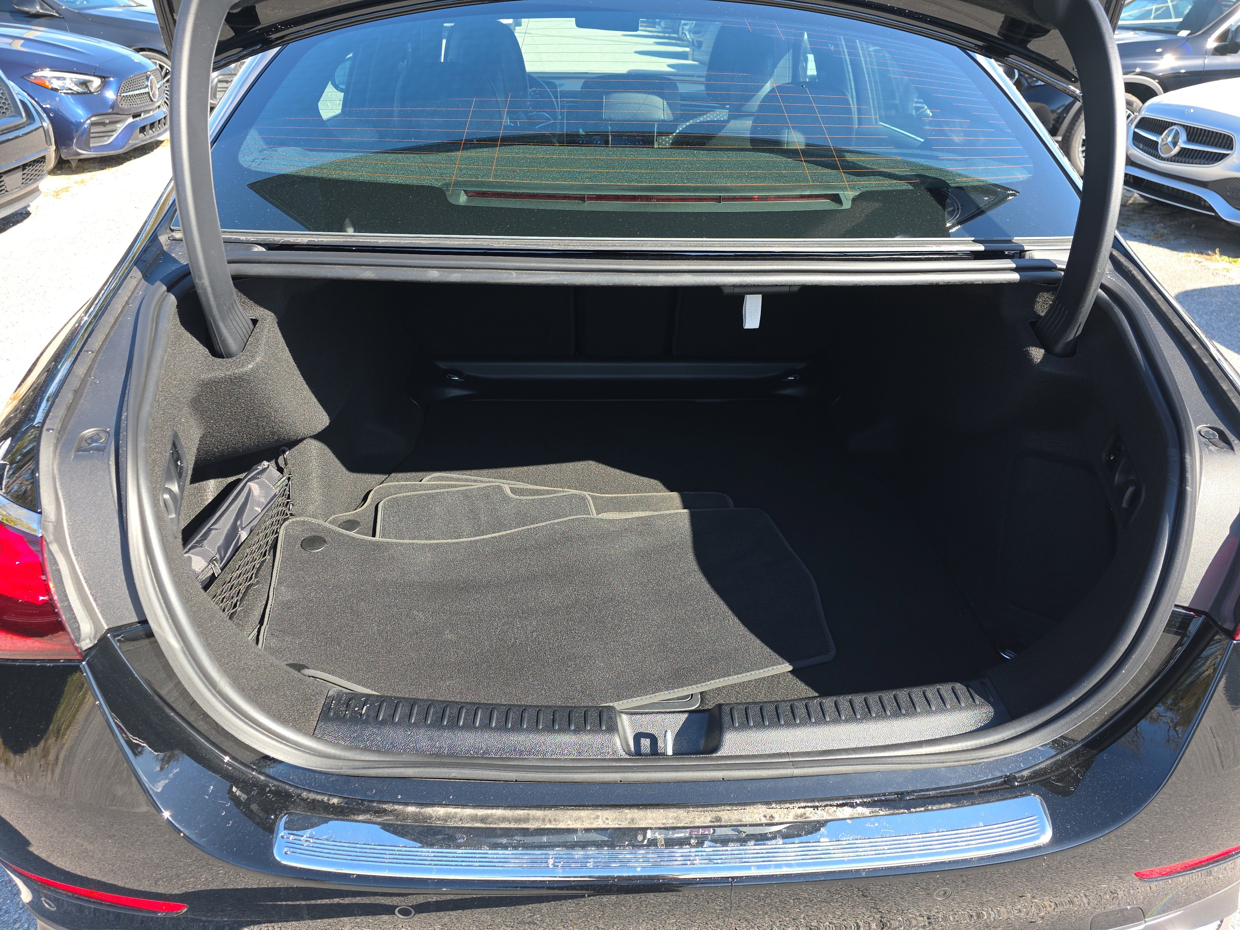 Used 2026 Mercedes-Benz E 350 Sedan image 7