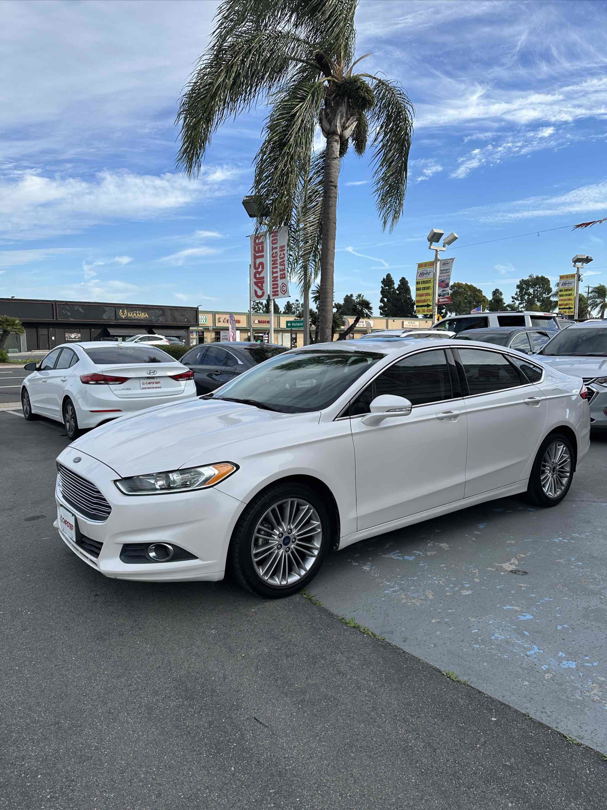 Used 2014 Ford Fusion SE w/ Equipment Group 202A image 3