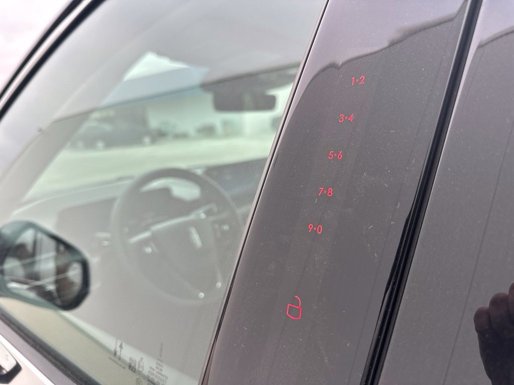 New 2026 Lincoln Aviator AWD image 40