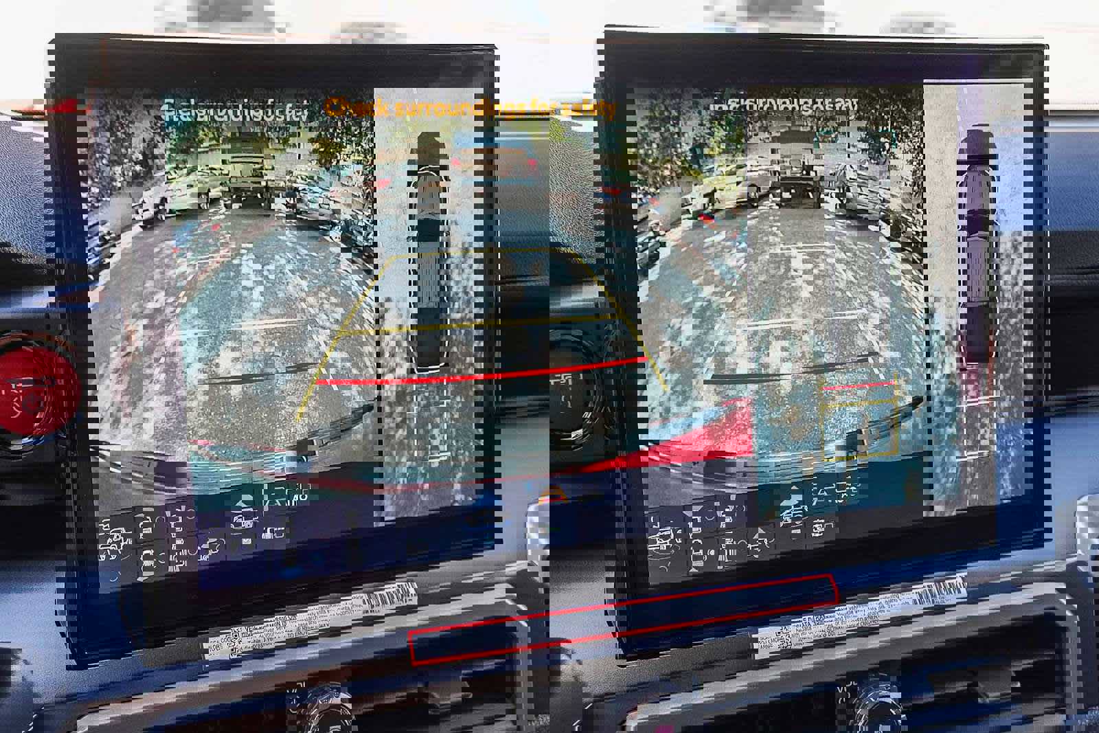 New 2025 Toyota Tacoma TRD Sport image 27