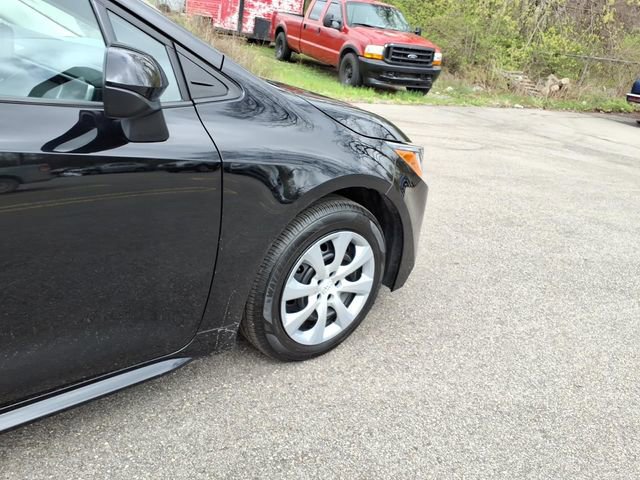 Used 2023 Toyota Corolla LE image 11