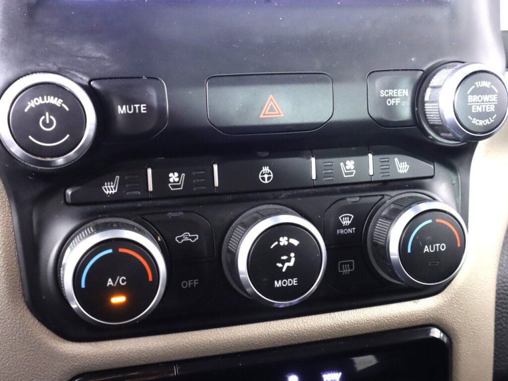 Used 2022 RAM 1500 Laramie AWD/4WD image 24