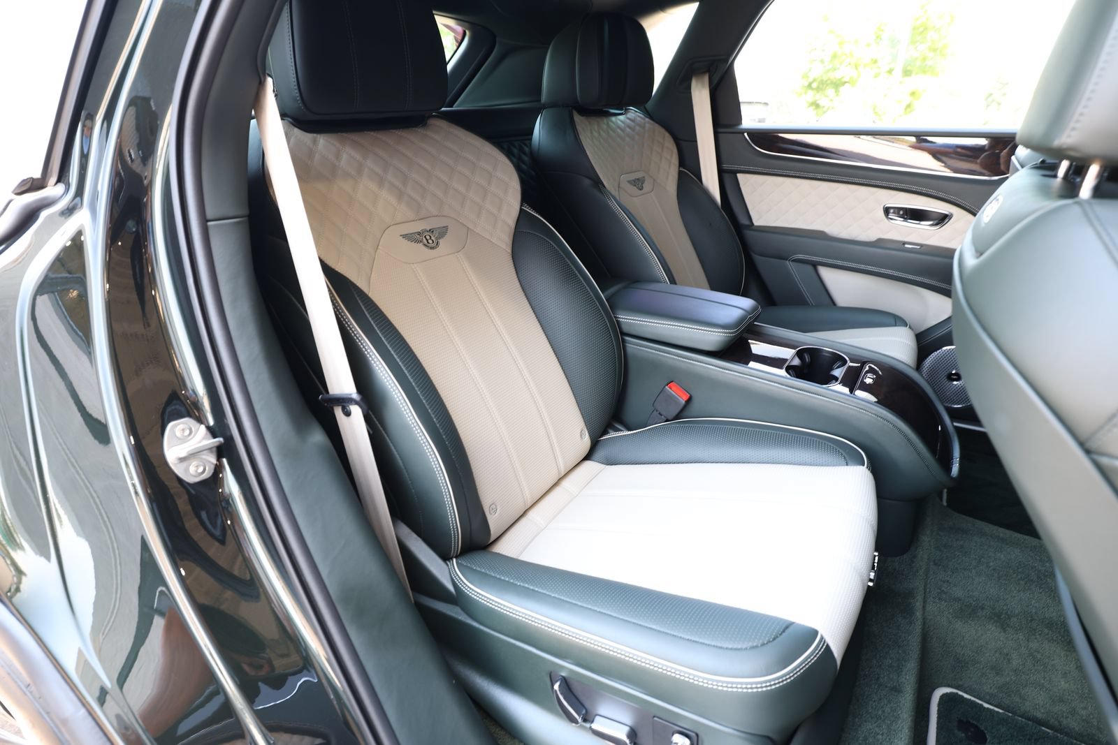 Certified 2022 Bentley Bentayga Speed AWD/4WD image 29