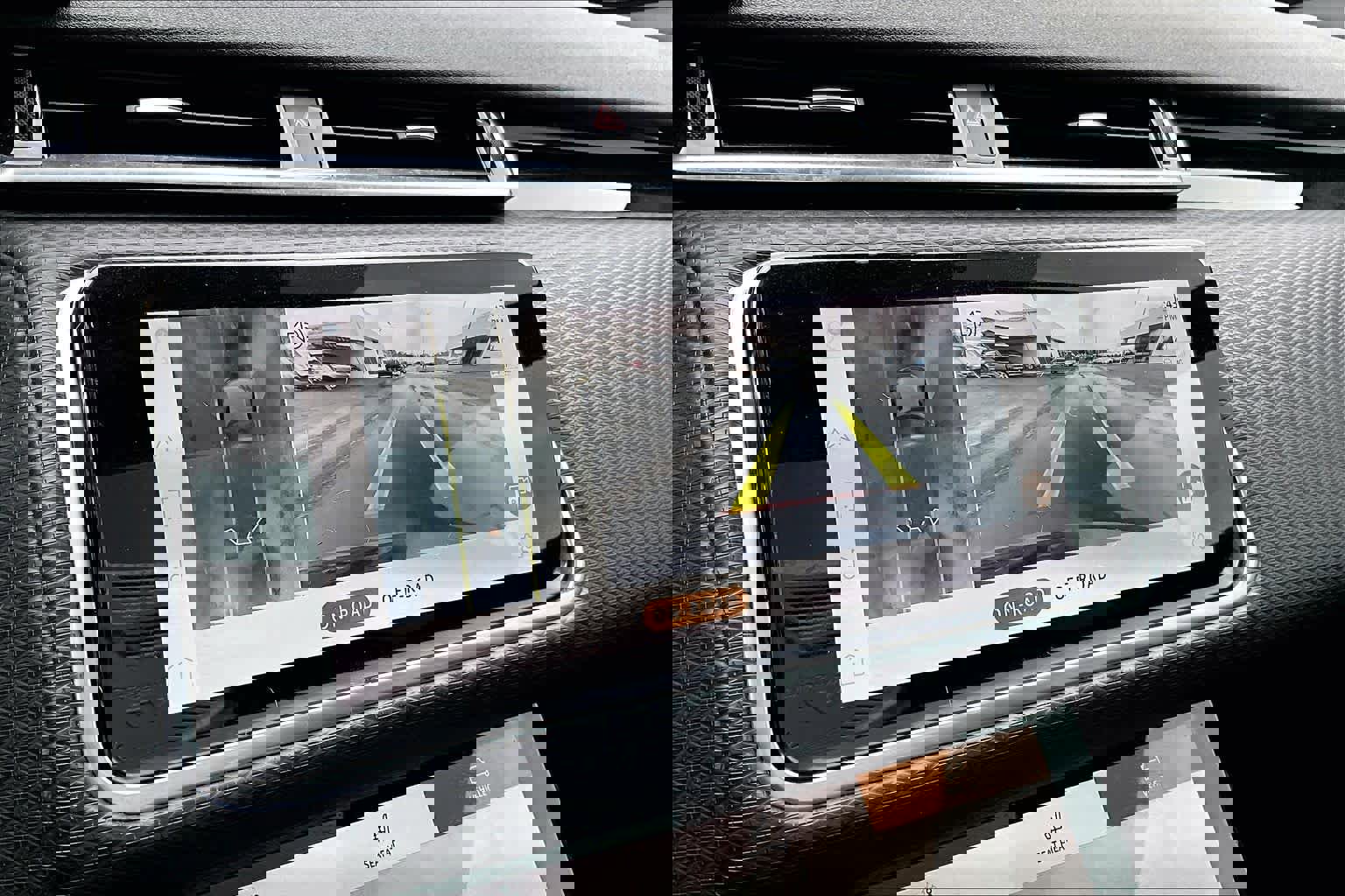 Used 2021 Land Rover Range Rover Velar R-Dynamic S image 28