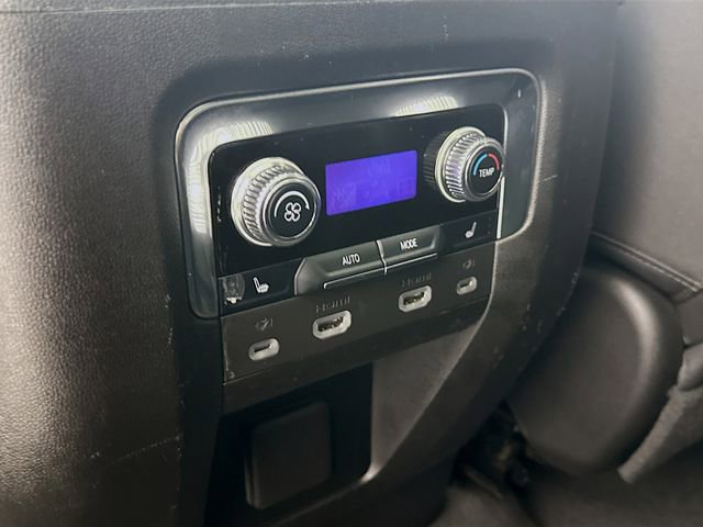 Used 2023 GMC Yukon AT4 w/ AT4 Premium Package image 32