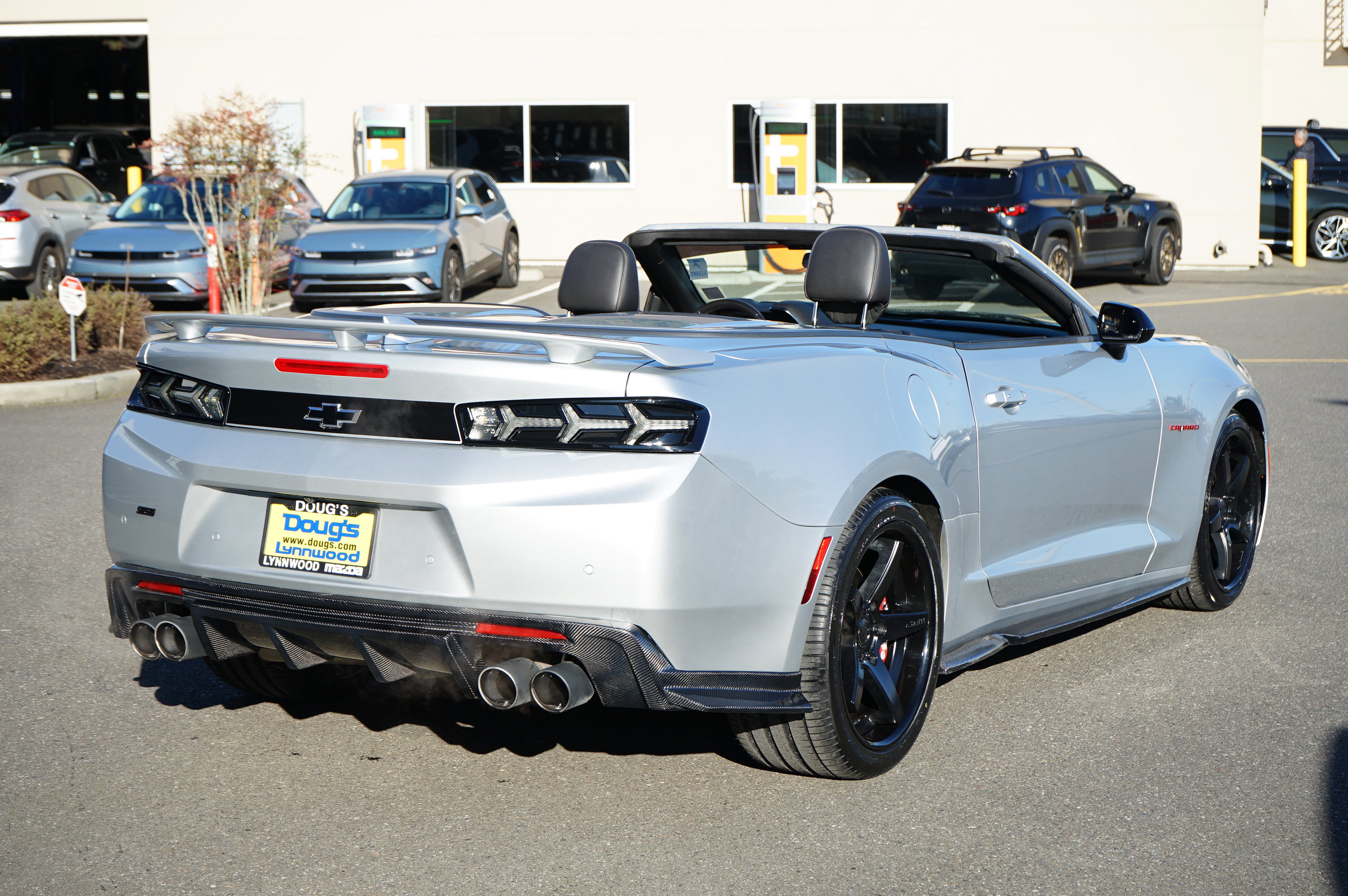 Used 2018 Chevrolet Camaro SS image 3