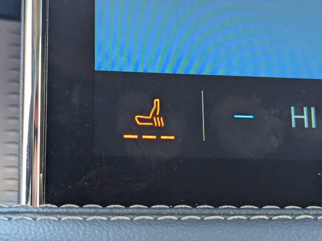 Used 2024 Lincoln Corsair Reserve image 27