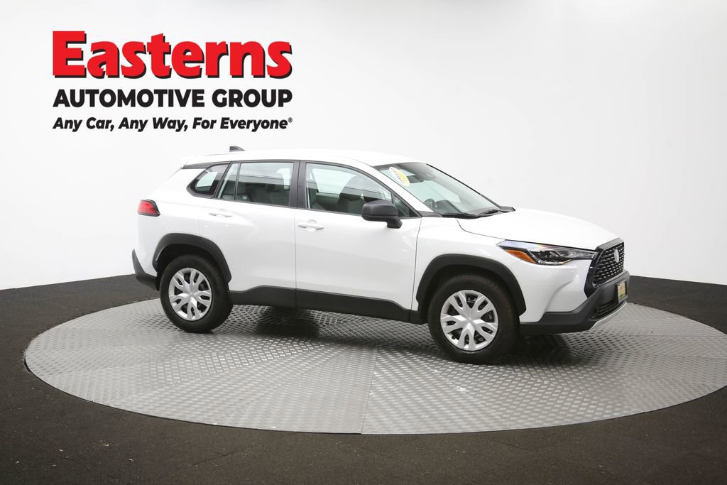 Used 2024 Toyota Corolla Cross L AWD/4WD image 46