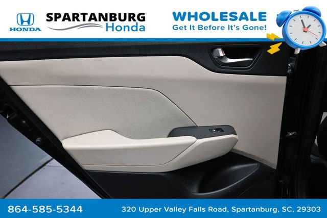 Used 2022 Hyundai Accent SEL FWD image 16