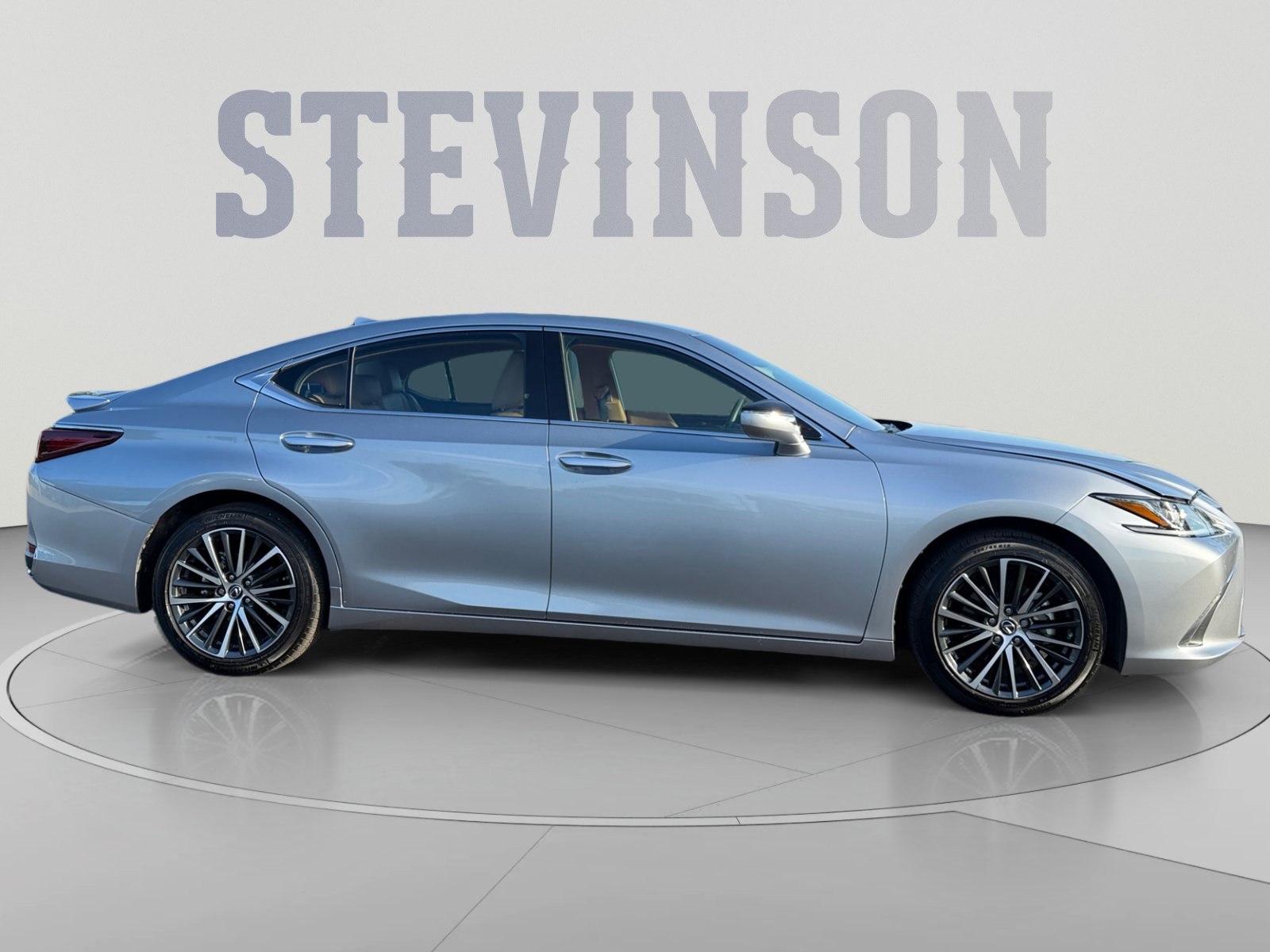 Used 2024 Lexus ES 300h w/ Premium Package FWD image 6