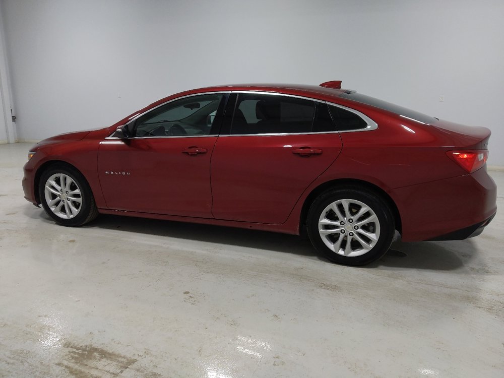 Used 2017 Chevrolet Malibu LT image 3
