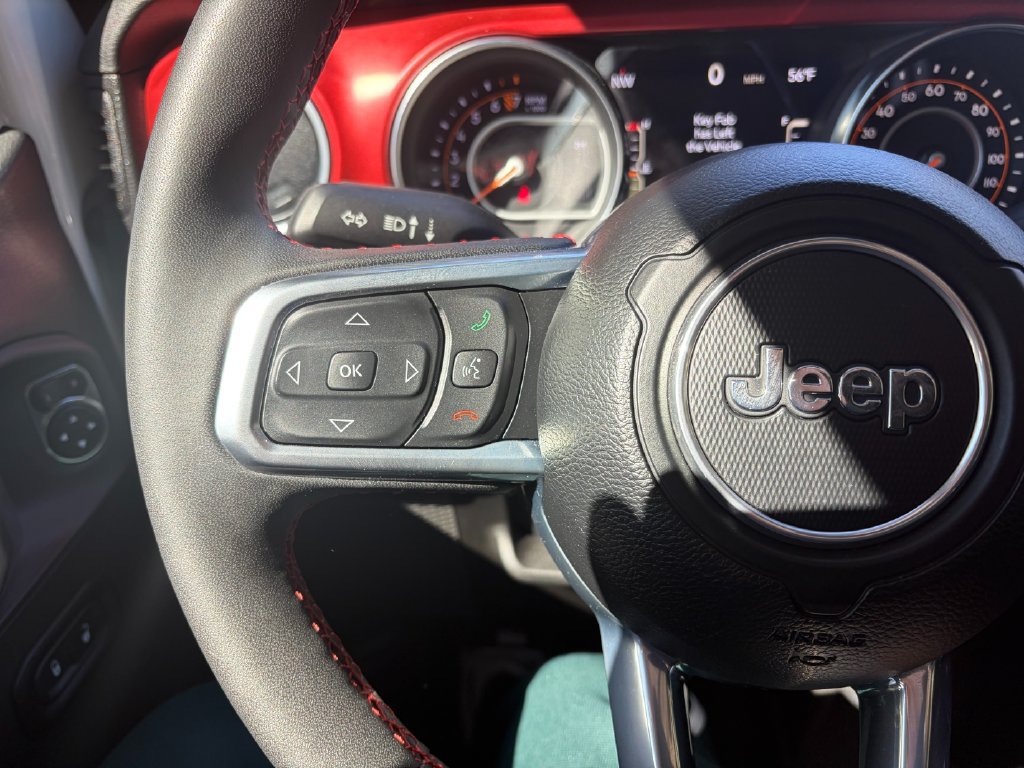 Used 2023 Jeep Gladiator Rubicon w/ LED Lighting Group AWD/4WD image 16